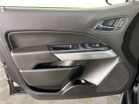 Used 2018 Chevrolet Colorado ZR2 w/ ZR2 Midnight Special Edition AWD/4WD image 14