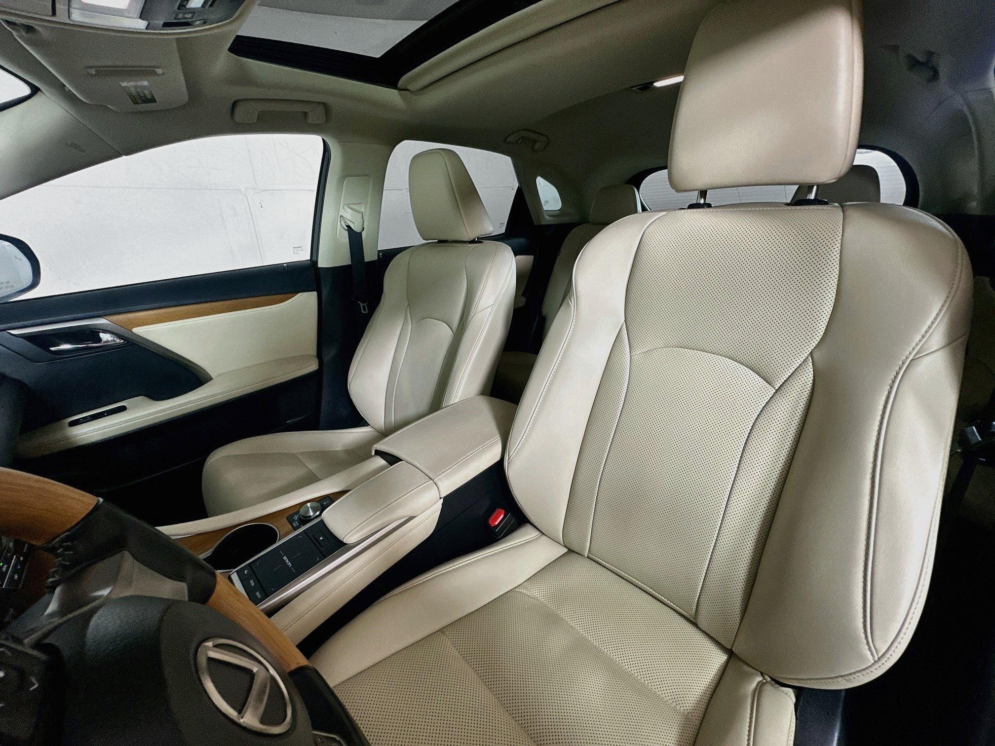 Certified 2022 Lexus RX 350 AWD w/ Premium Package image 19
