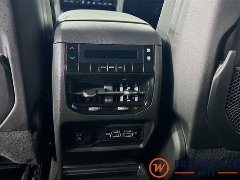 Used 2025 Jeep Grand Cherokee L Altitude image 27