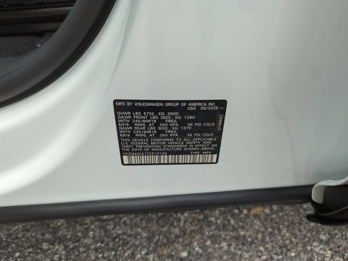 New 2026 Volkswagen Atlas SE image 43