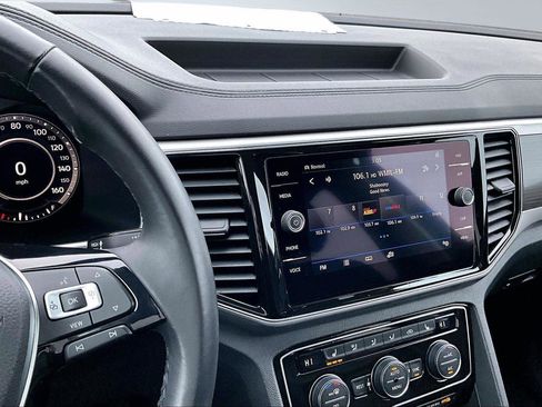 Used 2019 Volkswagen Atlas SEL image 8