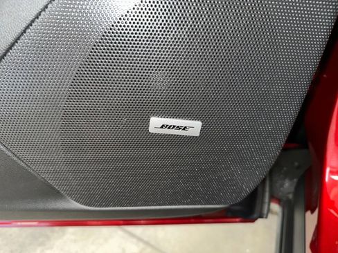 Certified 2025 Cadillac XT6 Sport w/ Technology Package image 13