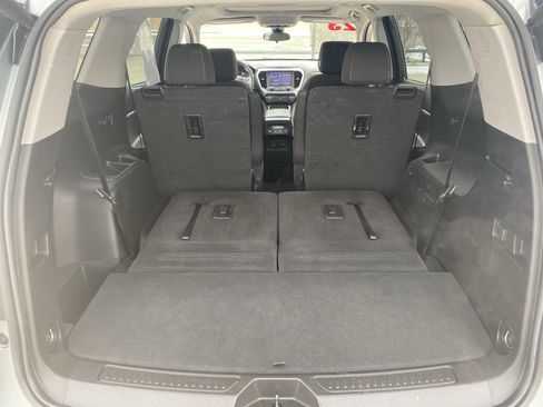 Used 2023 GMC Acadia SLE w/ Driver Convenience Package image 26