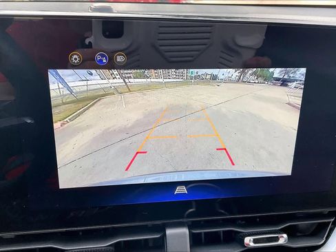 Used 2025 Chevrolet Equinox LT image 25