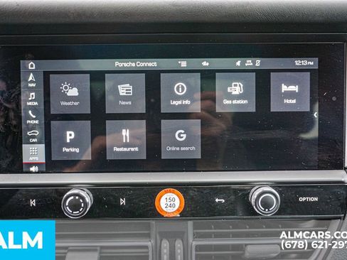 Used 2023 Porsche Macan Turbo image 34