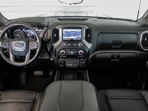 Used 2023 GMC Sierra 3500 Denali w/ Denali Ultimate Package AWD/4WD image 16