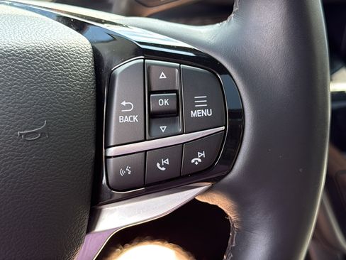 Used 2022 Ford Explorer Platinum w/ Equipment Group 601A AWD/4WD image 17