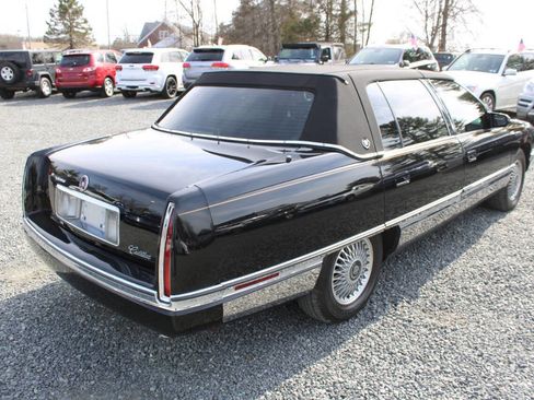 Used 1995 Cadillac De Ville Sedan image 7