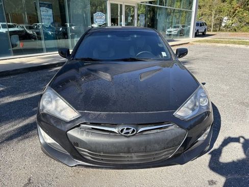 Used 2014 Hyundai Genesis 2.0T image 8