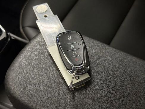 Used 2024 Chevrolet Trax ACTIV FWD image 29