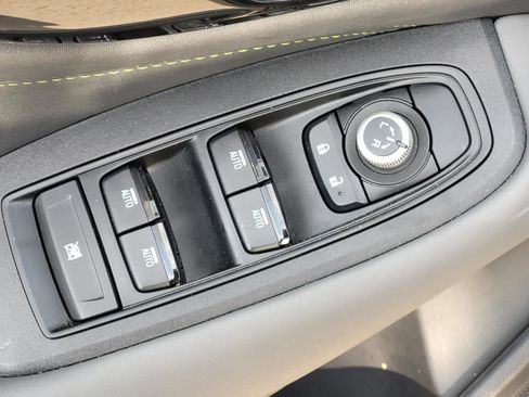 Certified 2025 Subaru Outback Onyx Edition AWD/4WD image 26