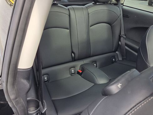 Used 2023 MINI Cooper S image 14