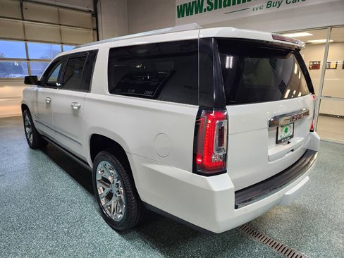 Used 2020 GMC Yukon XL Denali w/ Denali Ultimate Package image 9