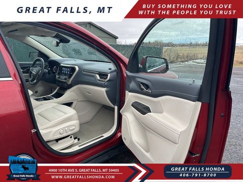 Used 2023 GMC Acadia Denali image 32