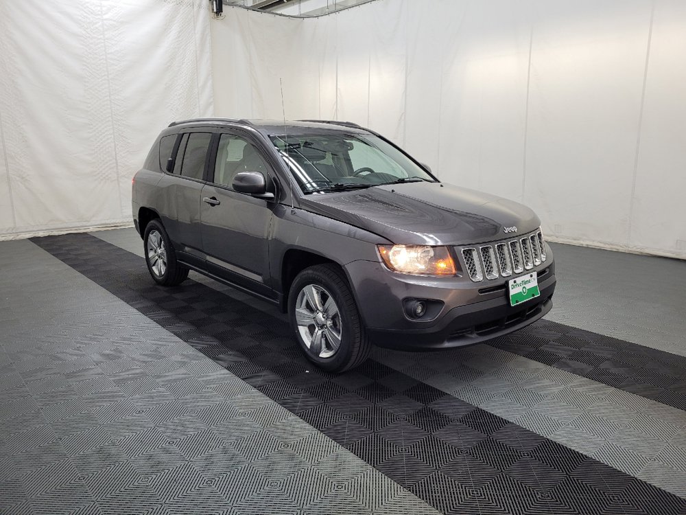 Used 2016 Jeep Compass Latitude AWD/4WD image 13