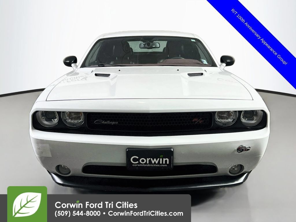 Used 2014 Dodge Challenger R/T RWD image 4