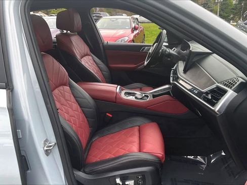 Used 2024 BMW X6 xDrive40i w/ Premium Package AWD/4WD image 8