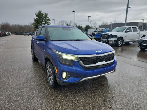 Used 2023 Kia Seltos SX w/ SX Sunroof Package image 1