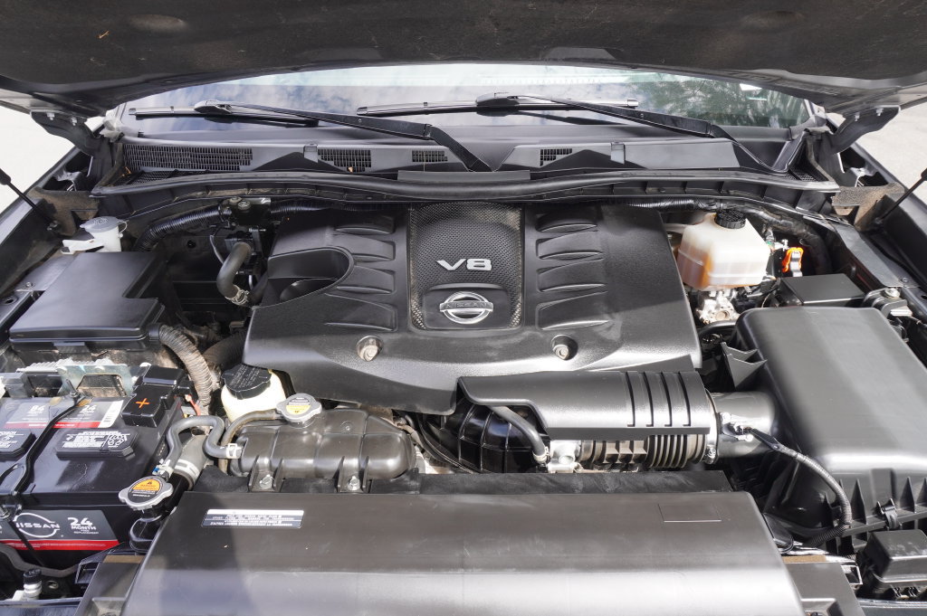 Certified 2022 Nissan Armada SV w/ SV Appearance Package RWD image 7