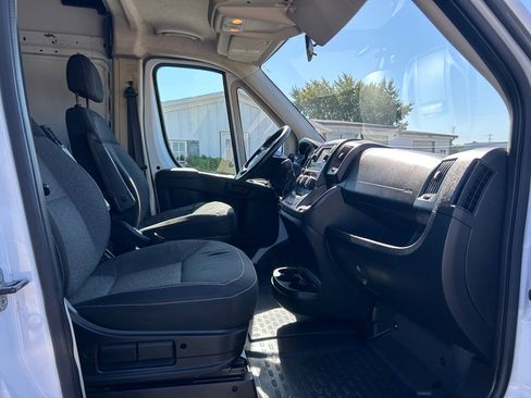 Used 2017 RAM ProMaster 2500 w/ Mopar Trailer Tow Group image 11