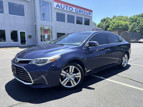 Used 2017 Toyota Avalon Limited w/ Carpet Mat Package FWD image 1