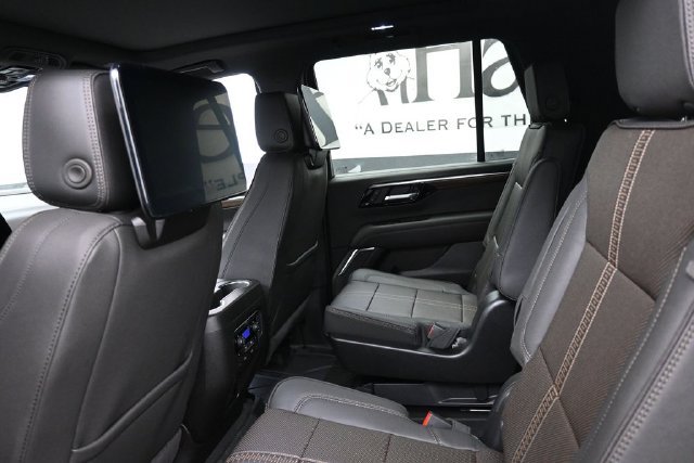 New 2026 Chevrolet Tahoe High Country AWD/4WD image 10
