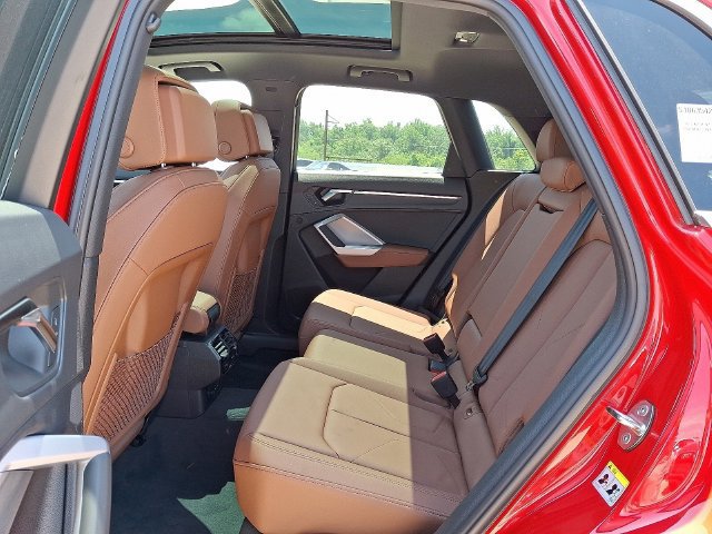 Used 2025 Audi Q3 2.0T Premium AWD/4WD image 6
