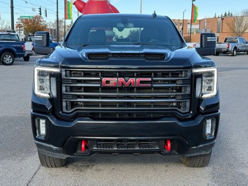 Used 2023 GMC Sierra 2500 AT4 image 3
