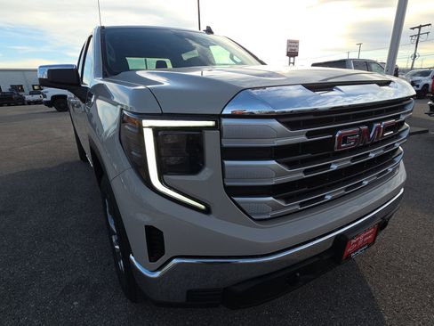 New 2026 GMC Sierra 1500 SLE w/ X31 Off-Road Package image 12