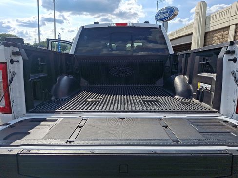 Used 2022 Ford F150 Lariat w/ Equipment Group 502A High image 28