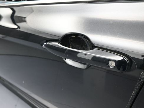 Used 2019 Toyota Camry LE image 33