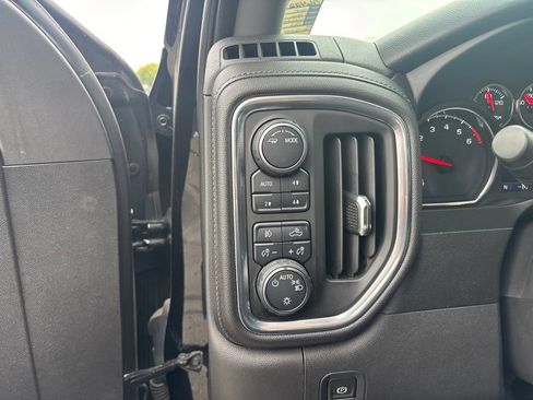 Used 2021 Chevrolet Silverado 1500 RST AWD/4WD image 10