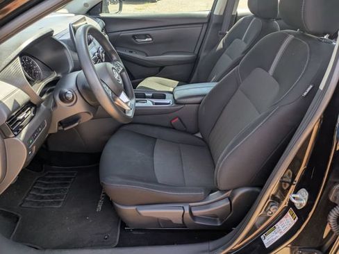Used 2025 Nissan Sentra SV FWD image 14