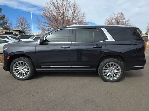 Used 2024 Cadillac Escalade Premium Luxury w/ Performance Package AWD/4WD image 3