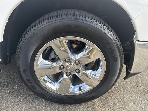 Used 2015 RAM 1500 Big Horn RWD image 12