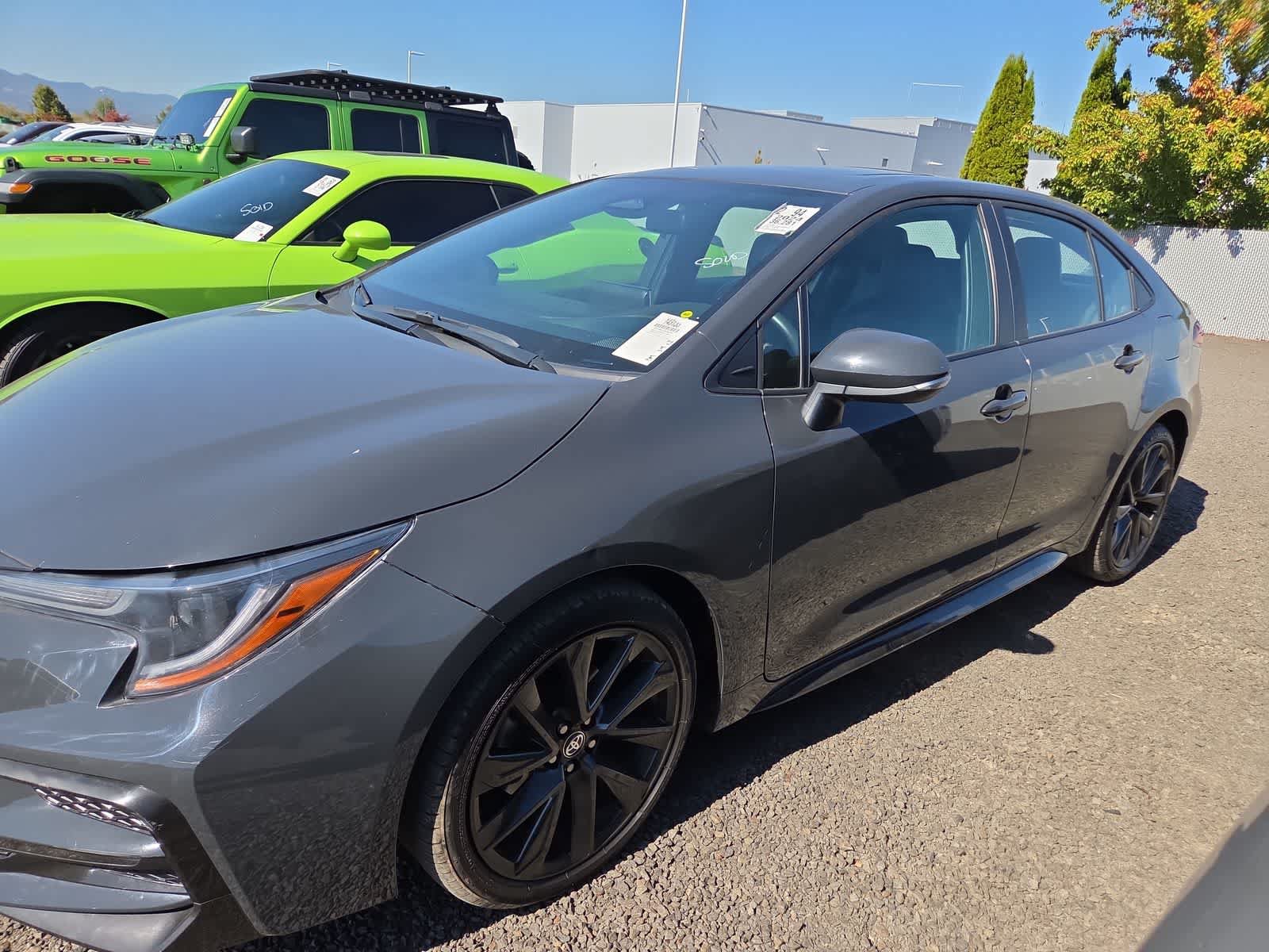 Used 2024 Toyota Corolla XSE FWD image 2