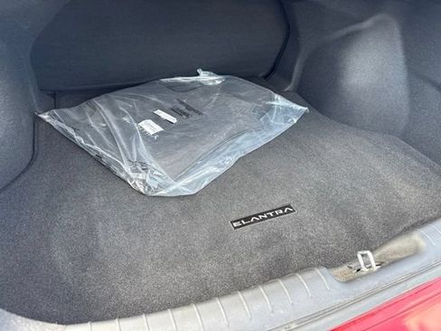 Used 2025 Hyundai Elantra Sport FWD image 30