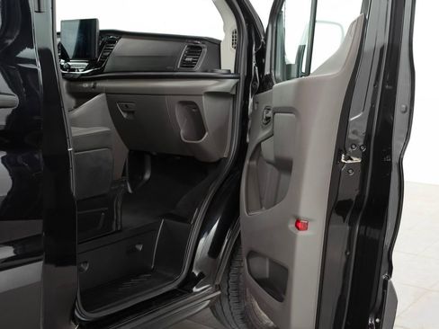 Used 2024 Ford Transit 350 XLT RWD image 12