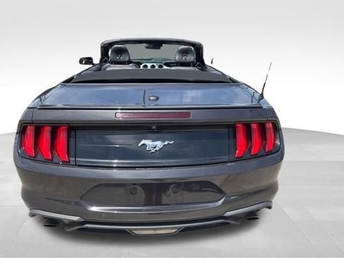 Used 2022 Ford Mustang Premium RWD image 15