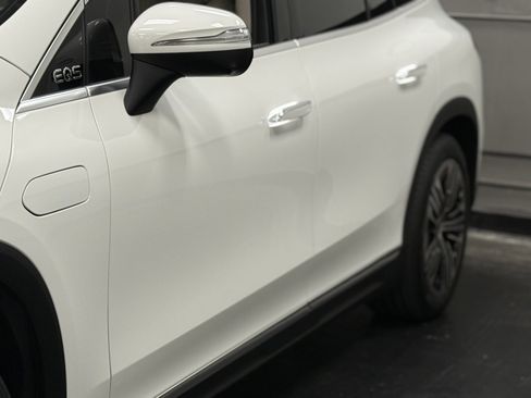 Used 2023 Mercedes-Benz EQS 450+ SUV image 9