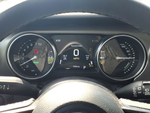 Used 2023 Jeep Wrangler Unlimited w/ Cold Weather Group AWD/4WD image 22