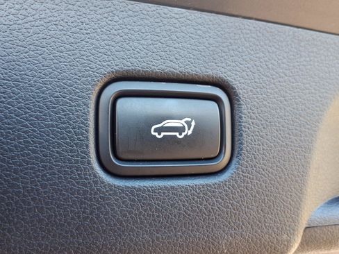 Used 2021 Hyundai Palisade Limited FWD image 28