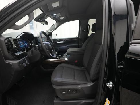 Used 2023 Chevrolet Silverado 1500 LT Trail Boss w/ Protection Package AWD/4WD image 7