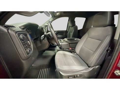 Used 2019 Chevrolet Silverado 1500 RST image 11