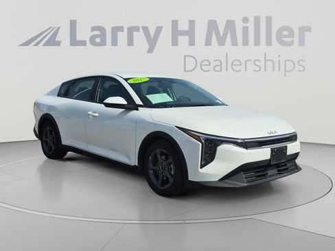 Used 2025 Kia K4 FWD image 7