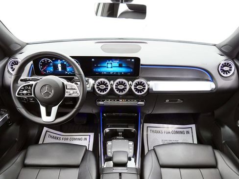 Used 2021 Mercedes-Benz GLB 250 4MATIC image 24