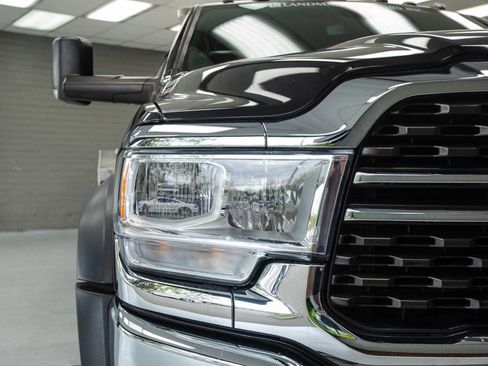 Used 2022 RAM 5500 SLT w/ Quick Order Package 2YG SLT RWD image 10