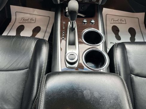 Used 2014 Nissan Pathfinder Platinum w/ Cargo Package image 21