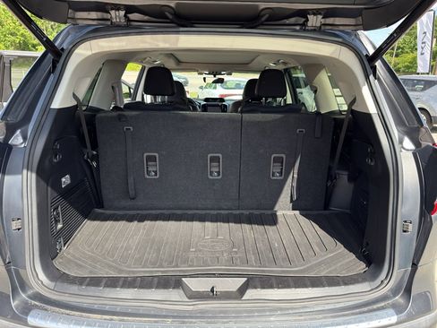 Used 2020 Subaru Ascent Limited w/ Technology Package AWD/4WD image 29