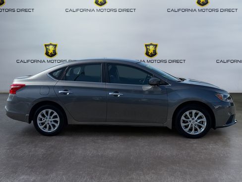 Used 2019 Nissan Sentra SV FWD image 6